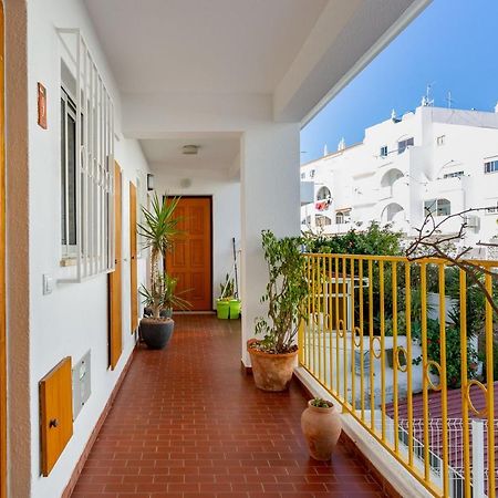 Typical T2 In Albufeira W/ Balcony By Lovelystay Экстерьер фото